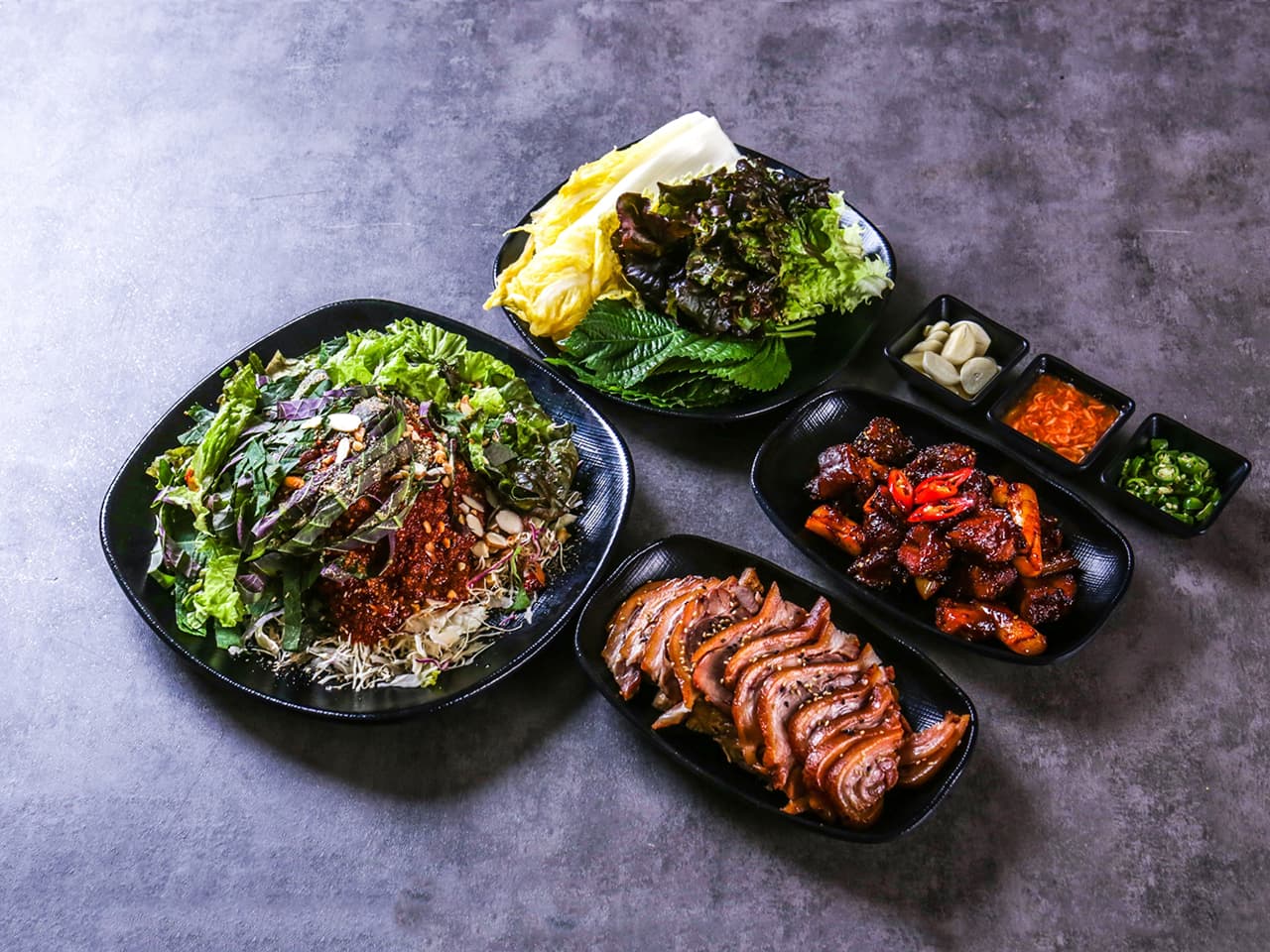 족발+불족발+쟁반국수